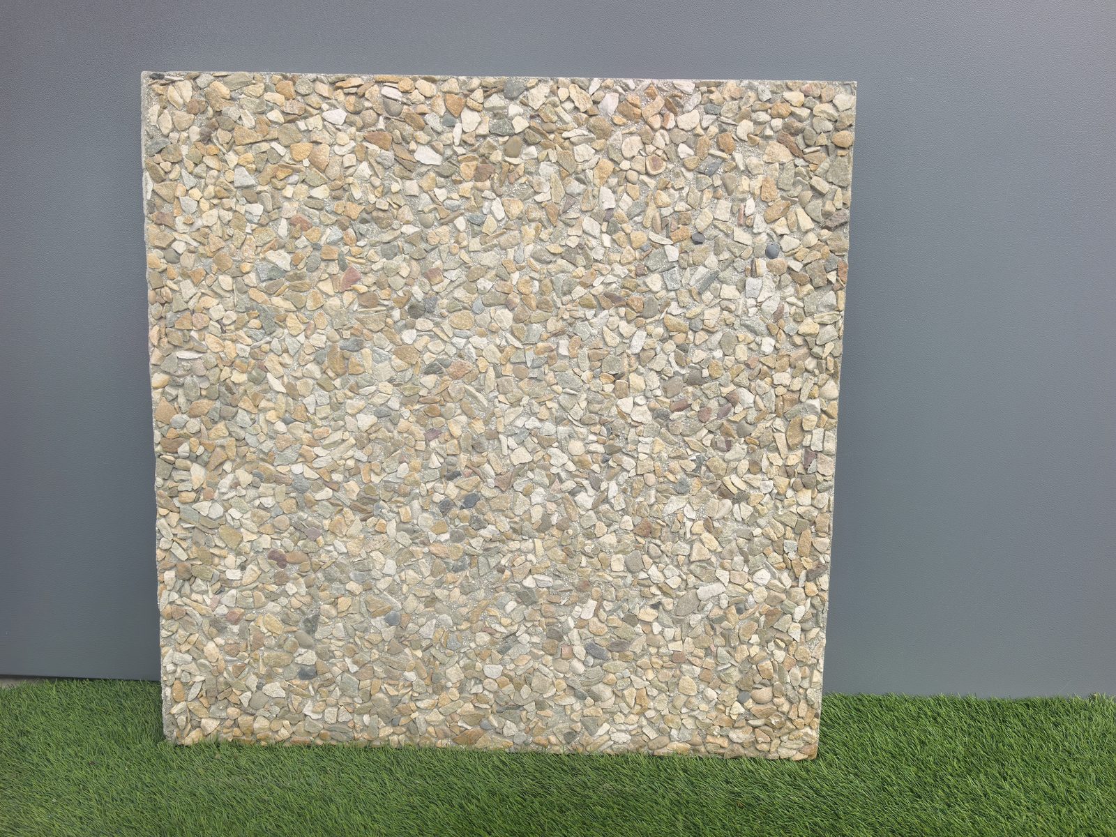600 Pebble 1 Pebble Paving Slab 600 x 600