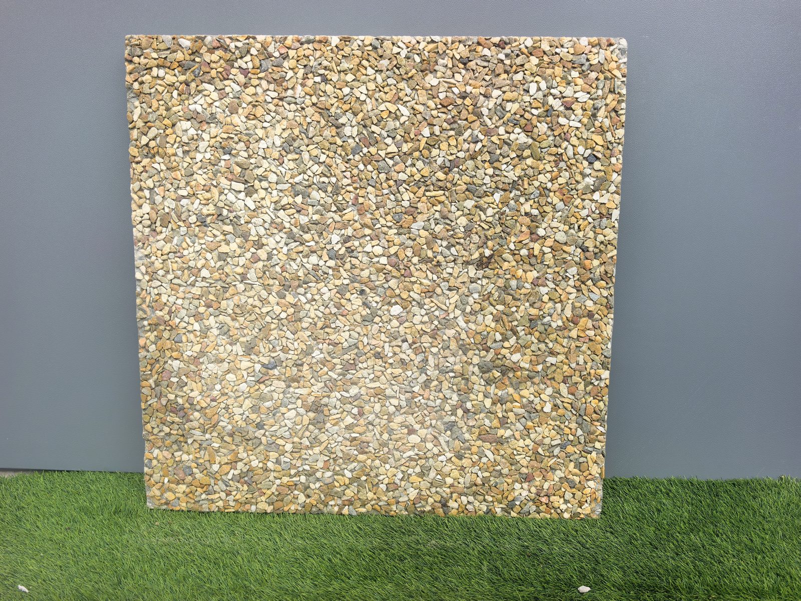 600 Pebble B2 Pebble Paving Slab 600 x 600