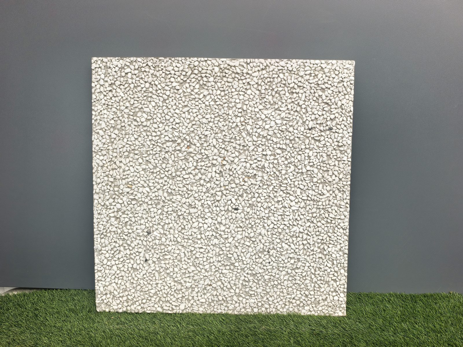 600 Pebble White 3 Pebble Paving Slab 600 x 600