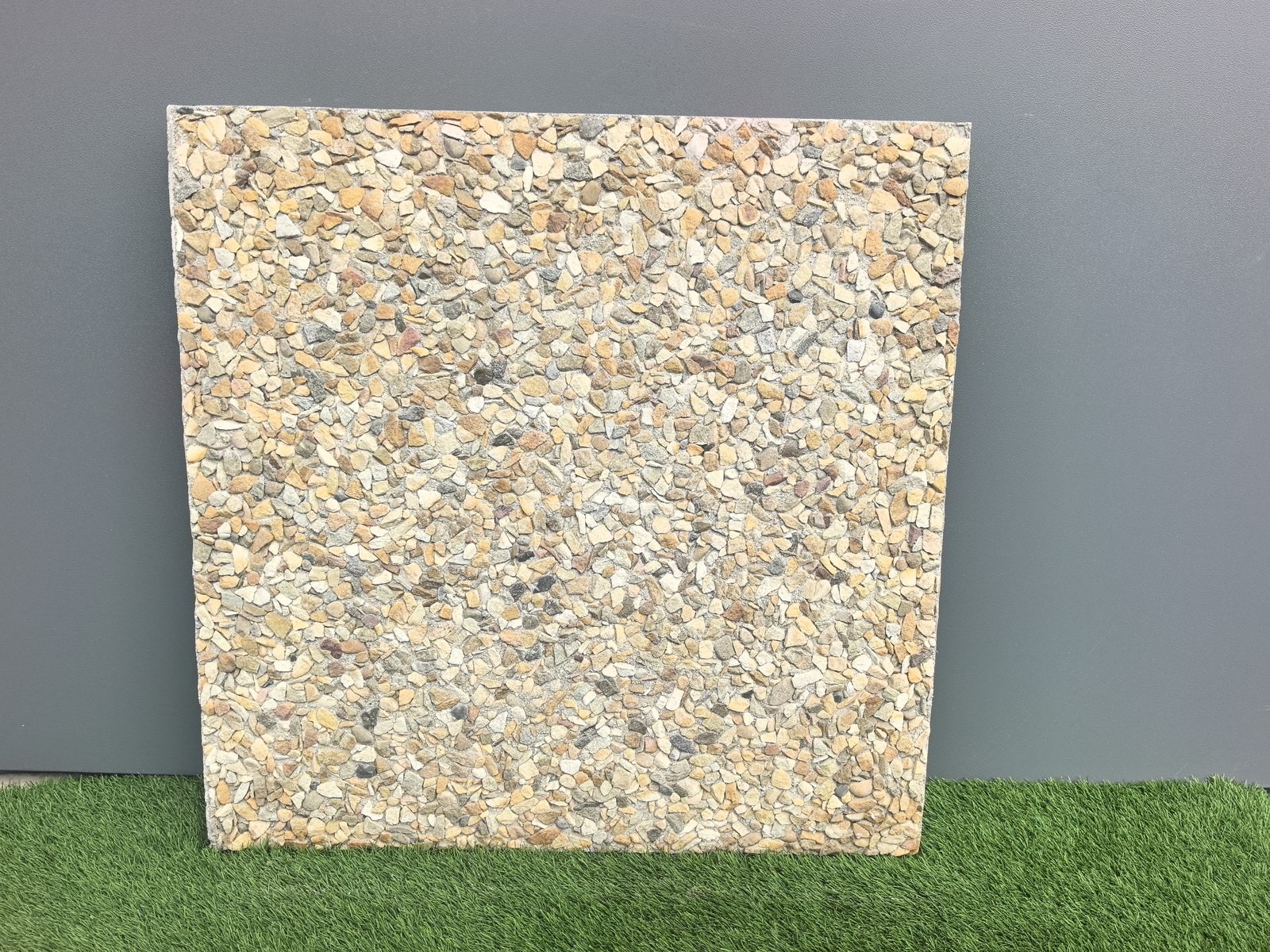 600 Pebble Pebble Paving Slab 600 x 600