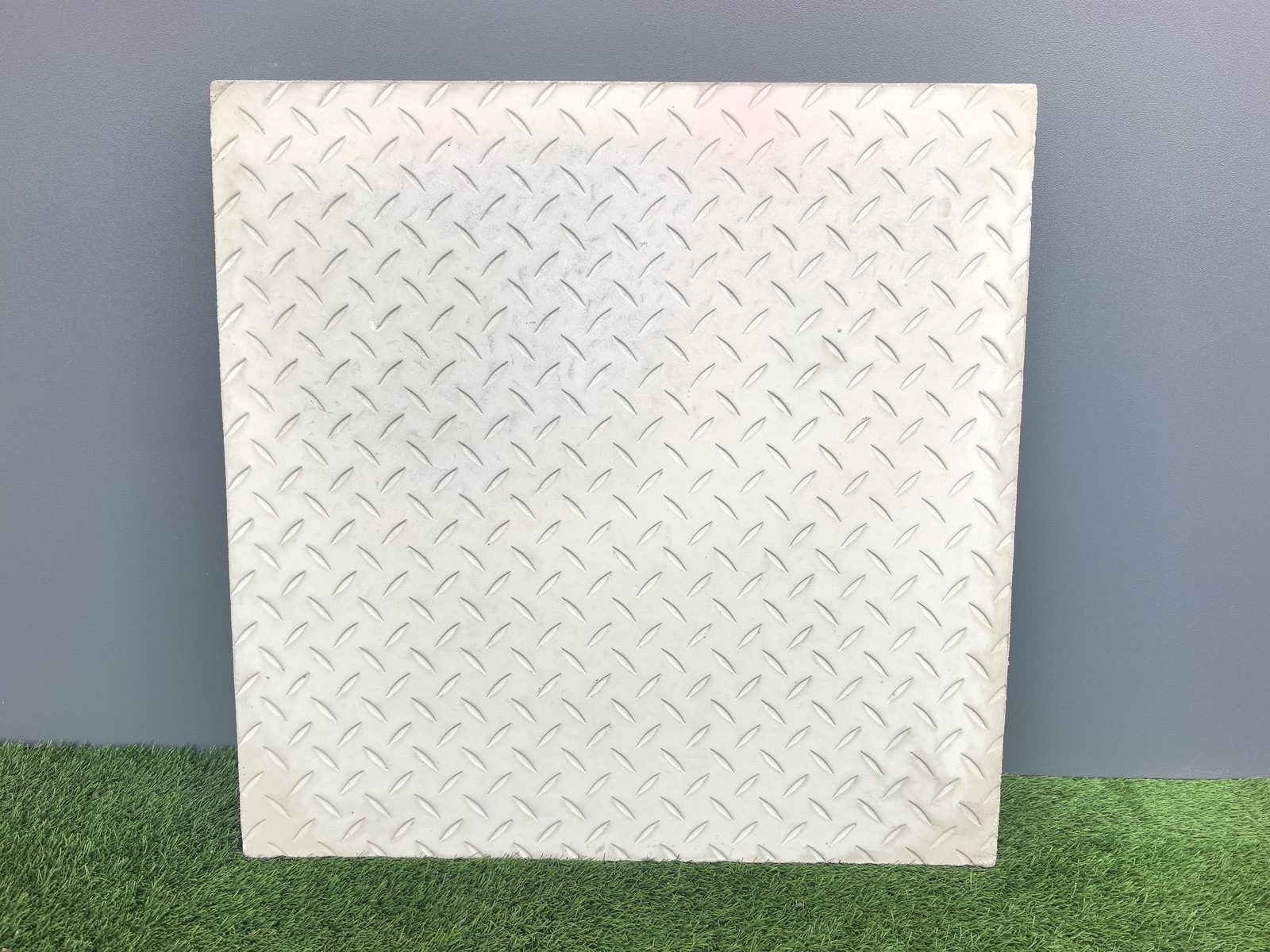 600 Vastrap Plain Vastrap Slab 600 x 600 (45mm)