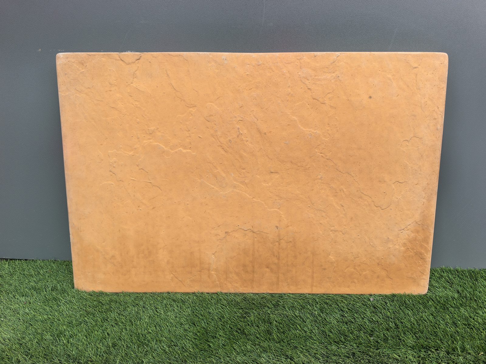 660 X 440 Tan Rockface Paving Slab 660 x 440 (40mm)